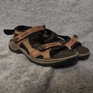Ecco Men's Brown and Black Leather Strap Sandals